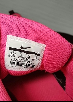 38 Beden siyah Renk Nike ayakkabi