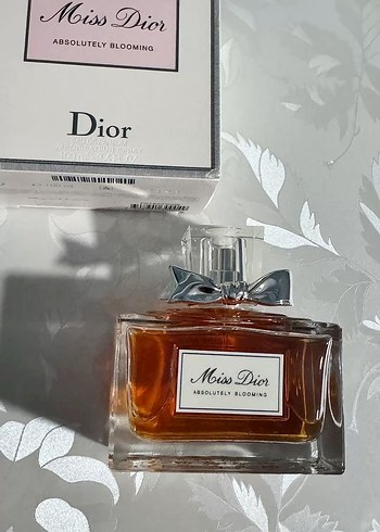 Dior Miss Dior Absolutely Blooming Kadın Parfümü