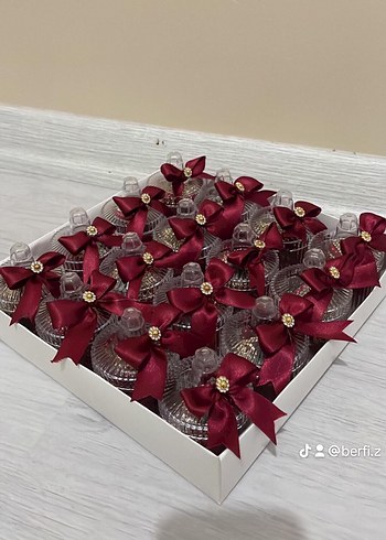 Bordo Fiyonk Süslemeli Hediye Kutusu - Görsel 2