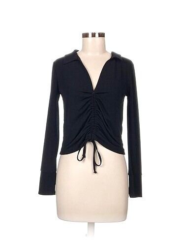 Zara Bluz %70 İndirimli.