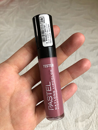 Pastel likit ruj