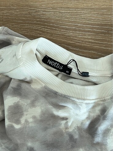 s Beden Crop Sweat