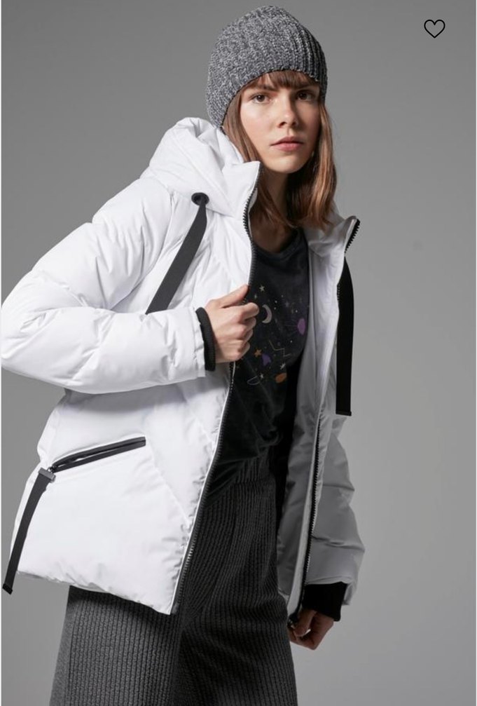 Beyaz Kapüşonlu Kadın Kış Montu - Görsel 3