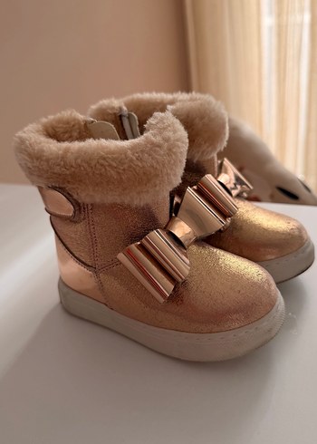 Çocuk bot - Görsel 3