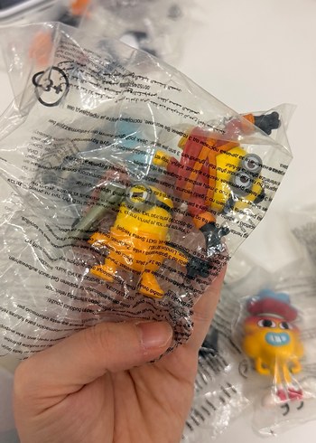 Renkli Mini Aksiyon Figür Seti - Görsel 5