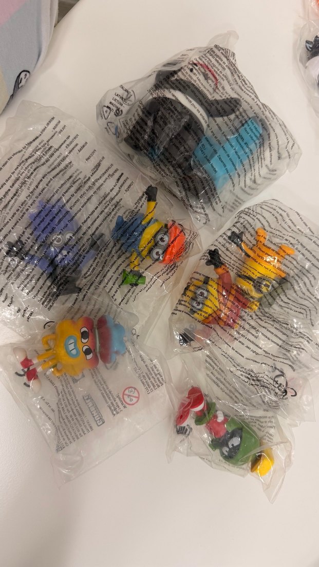 Renkli Mini Aksiyon Figür Seti - Görsel 2