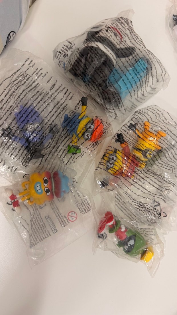 Renkli Mini Aksiyon Figür Seti - Görsel 3