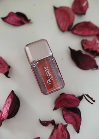 Kiko Unfilter Beauty Kırmızı Ruj
