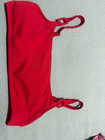 Bikini üstü