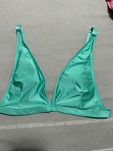Bikini üstü