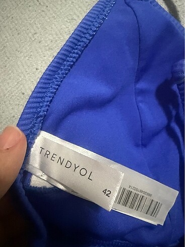 42 Beden Bikini üstü