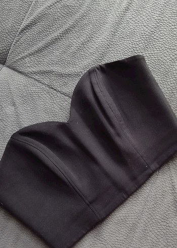 Öpücük Yaka Siyah Crop Bustiyer