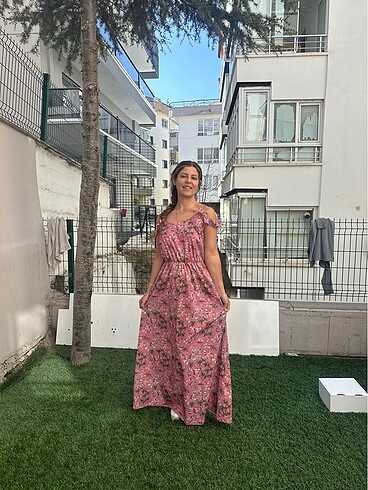 Günlük pembe elbise