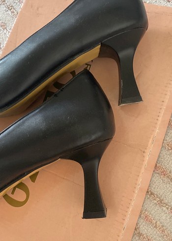 Siyah Klasik Topuklu Kadın Ayakkabı - Görsel 4