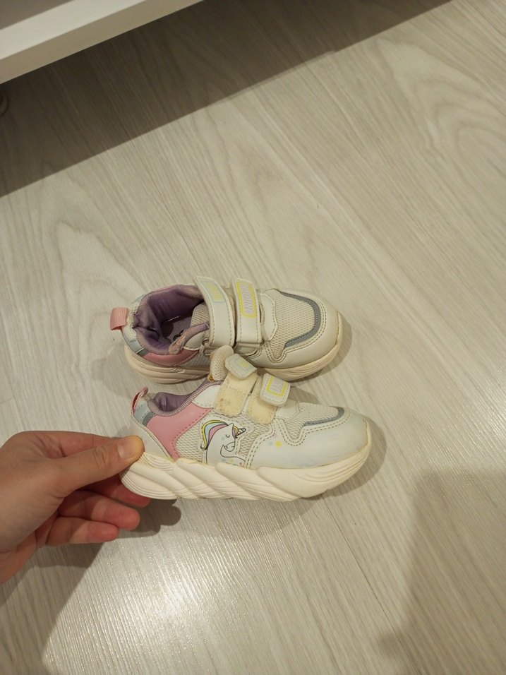 Kız Çocuk Beyaz Unicorn Desenli Spor Ayakkabı - Görsel 4