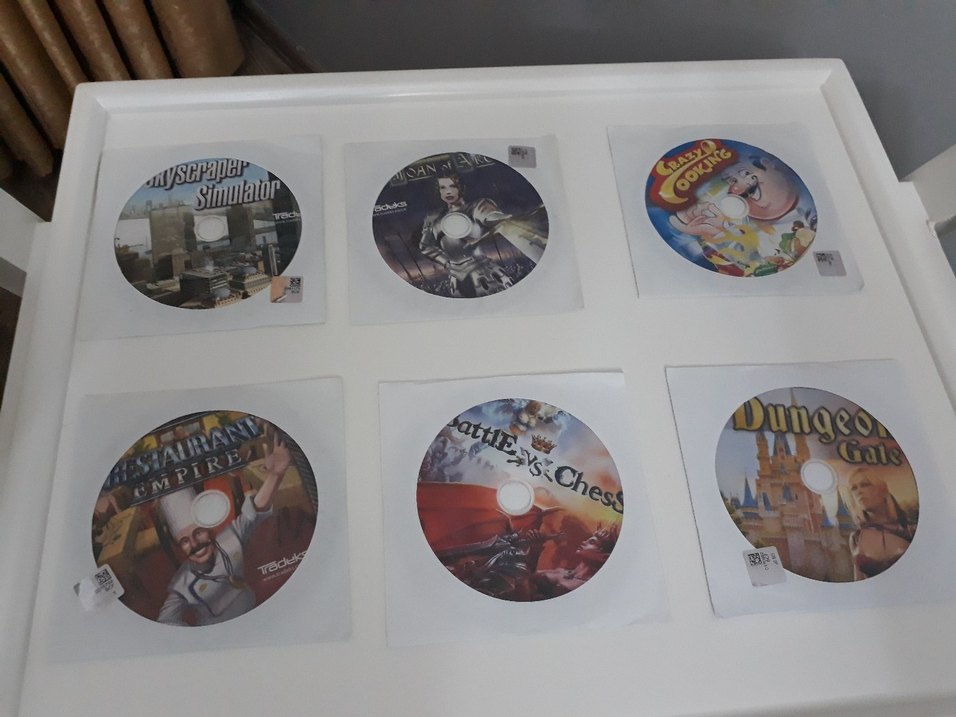 Altı Adet Çeşitli Oyun CD'si - Görsel 3