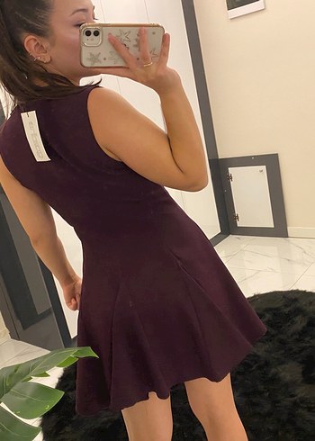 Mürdüm kurdele detaylı Mini Elbise V Yakalı - Görsel 3