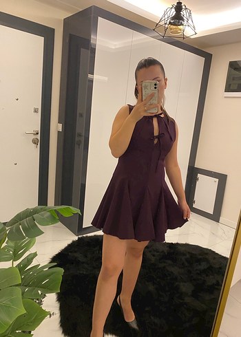 Mürdüm kurdele detaylı Mini Elbise V Yakalı - Görsel 2