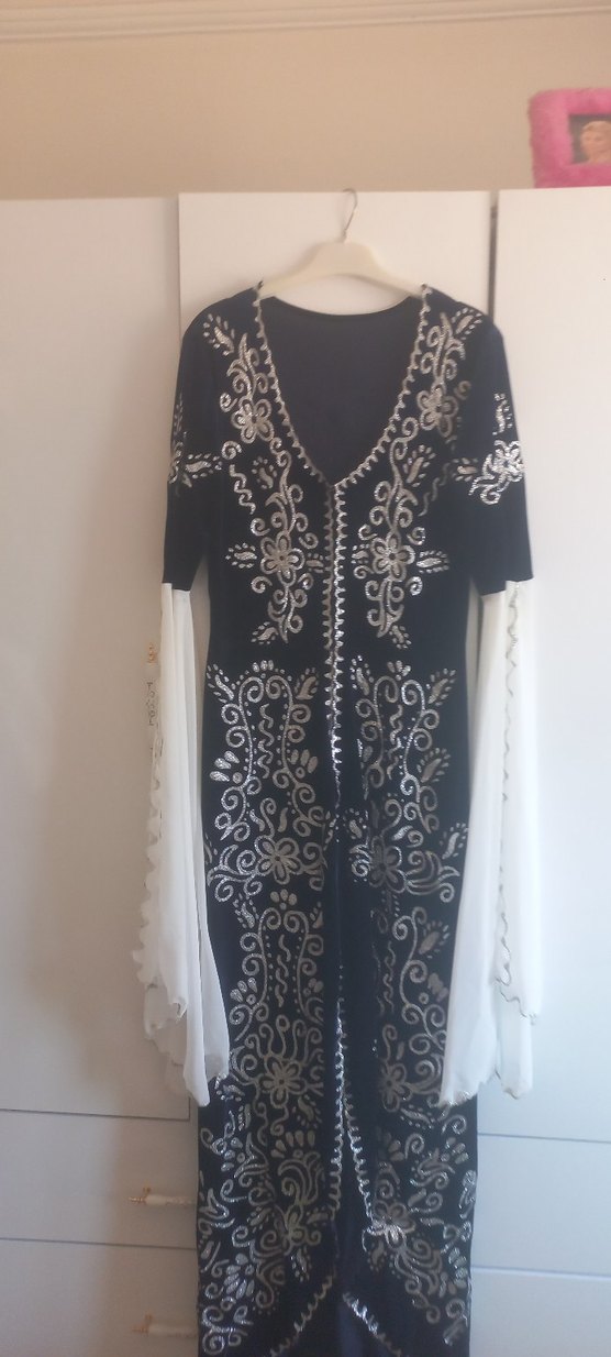 Uzun Nakışlı Bohem V Yaka Kadın Elbise - Görsel 2