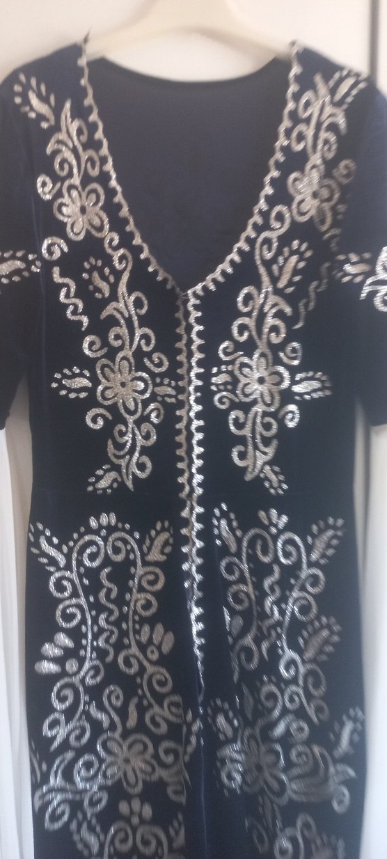 Uzun Nakışlı Bohem V Yaka Kadın Elbise - Görsel 3