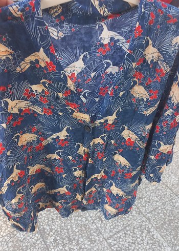 Renkli Batik Desenli Kadın Gömlek - Görsel 4