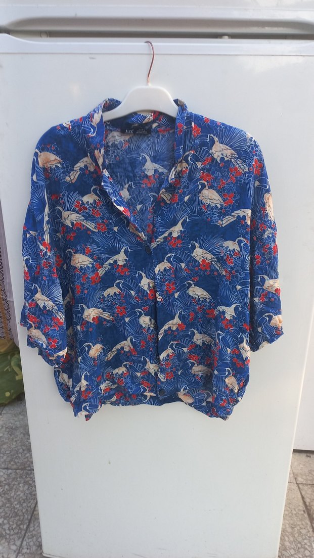 Renkli Batik Desenli Kadın Gömlek - Görsel 2