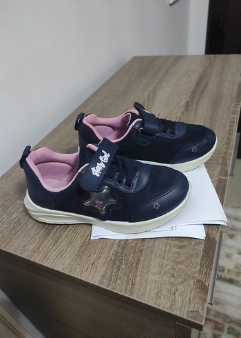 30 Beden Kız Çocuk Pembe Baskılı Spor Ayakkabı