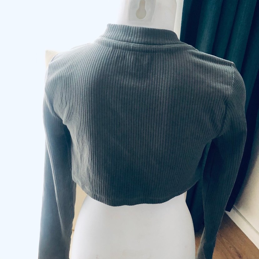 Düğmeli Gri Yüksek Yaka Uzun Kollu Bolero  M beden - Görsel 3