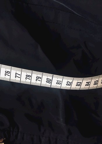42 Beden siyah Renk Düğmeli Fermuarlı kapşönlü kaban 42