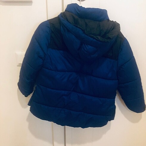 8 Yaş Beden Kaban 9/10 yaş ZARA