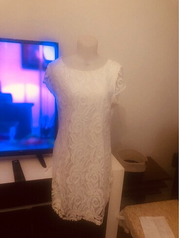 Jessica Simpson Dantel elbise 40Beden