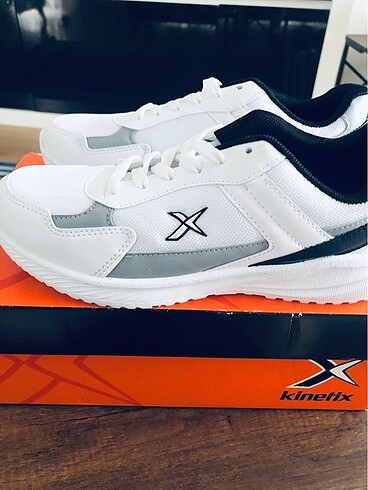 37 Beden Kinetix Spor AyKkabı 37 numara