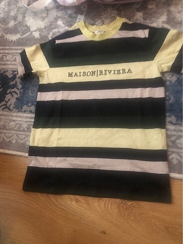 River Island Tişört 7/8 yaş 