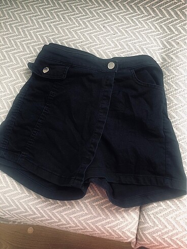 LC Waikiki Waikiki Etekli Şort 11/12 yaş
