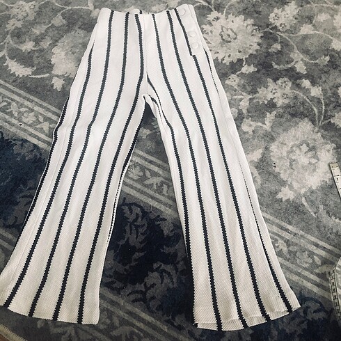 Zara kız çocuk pantolon 7 yaş