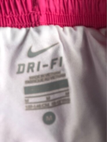 m Beden Nike Şort M beden orijinal