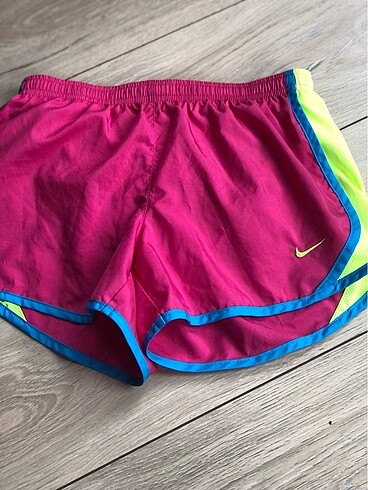 Nike Nike Şort M beden orijinal