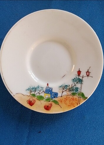 Fincan tabağı 