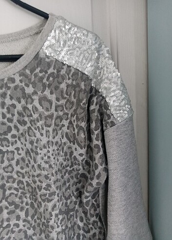 Pul işlemeli sweat shirt - Görsel 3