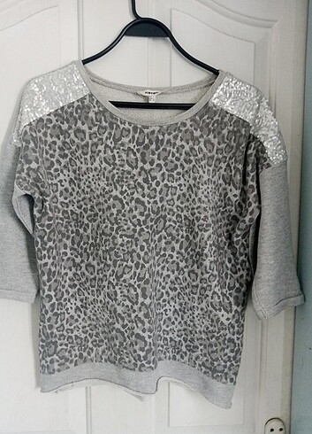 Pul işlemeli sweat shirt - Görsel 4