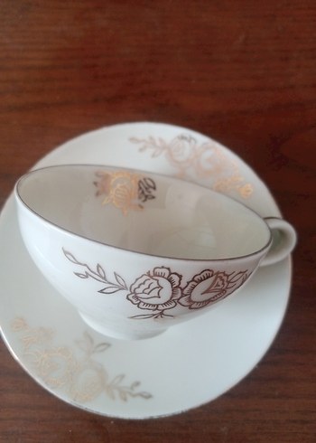 Vintage Beyaz Gül Desenli Porselen Fincan - Görsel 2