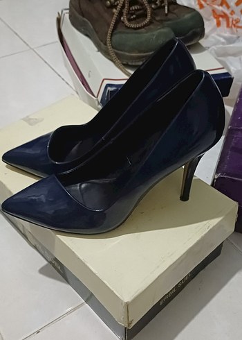 Lacivert Rugan Stiletto Topuklu Kadın Ayakkabı - Görsel 3