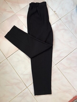 Giyilmemiş Siyah Pantolon