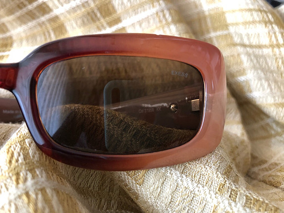  Beden Vintage görünümlü güneş gözlüğü