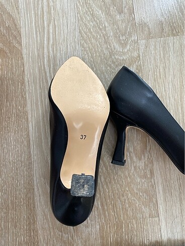 Diğer Siyah topuklu stiletto