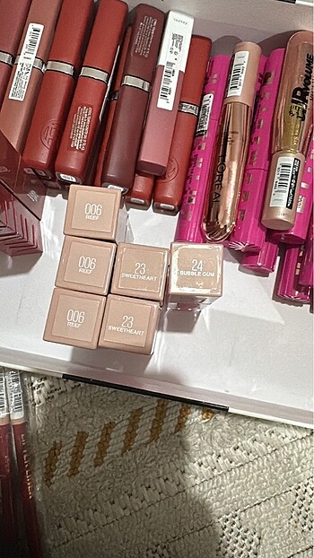 L'Oréal Paris Loreal Paris lifter glos