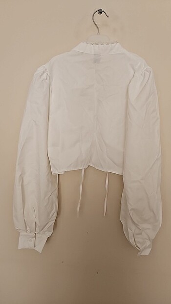 Sheinside Uzun kollu crop