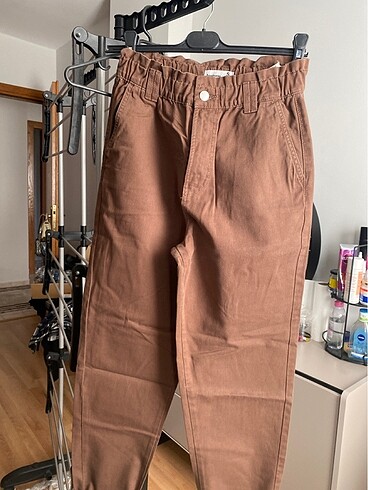 Stradivarius Stradivarius kahve rengi yüksek bel Mom jean