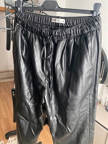 Zara deri bilekte Mom pantolon