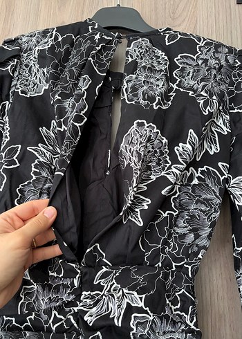 Uzun Kollu V Yaka Midi Elbise - Görsel 3